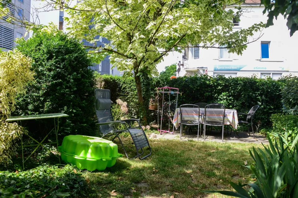 OFFRE EXCLUSIVE – MAISON DE CARACTÈRE AVEC GRAND POTENTIEL – PRÈS DU CENTRE-VILLE ET DE LA GARE