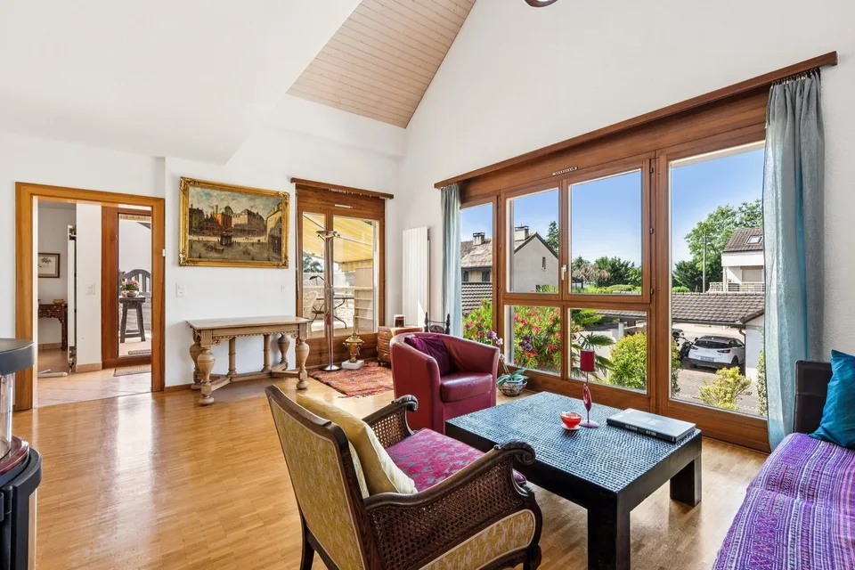 Exclusive! Charming duplex in the Geneva countryside