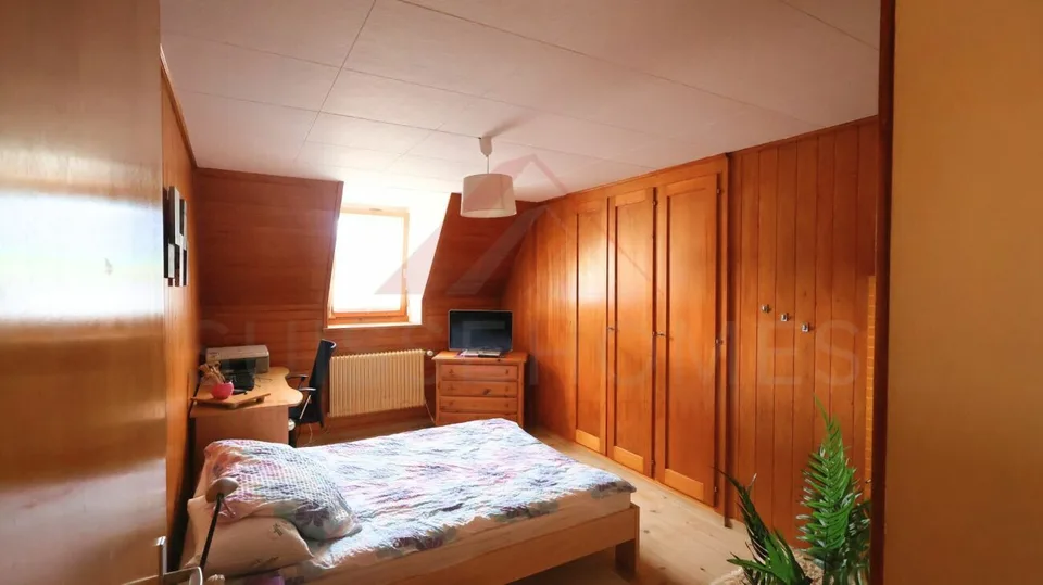 Edificio residenziale e commerciale attraente con ristorante e possibilità di sviluppo a Plaffeien – foto 21 di 27