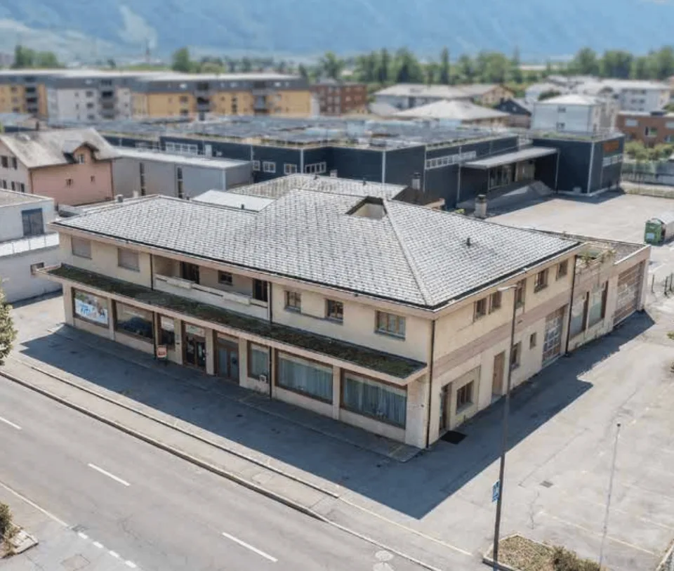 Local commercial à vendre au centre de Fully