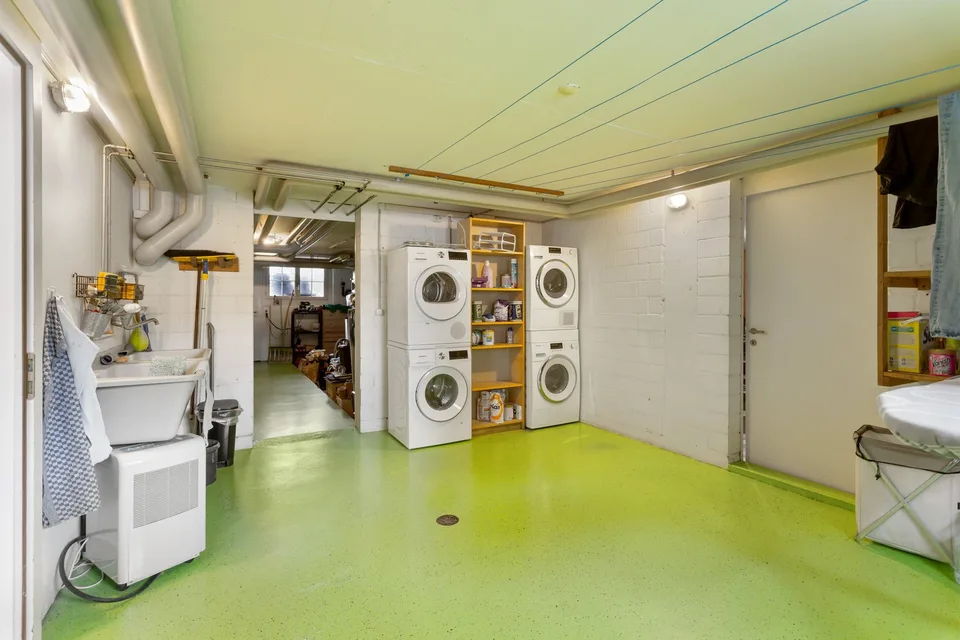 Wohnen mit Stil und Weitblick - Willkommen in Ihrem neuen Zuhause! (Bankengeprüft) – Foto 28 von 32