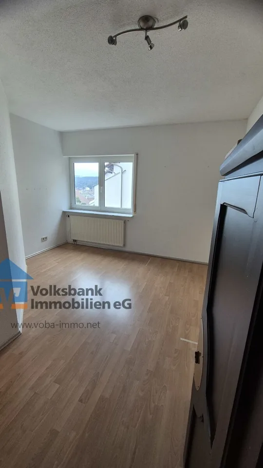 Kadelburg - helle 3,5 Zimmerwohnung mit großem Balkon - 120 m² – Foto 8 von 13