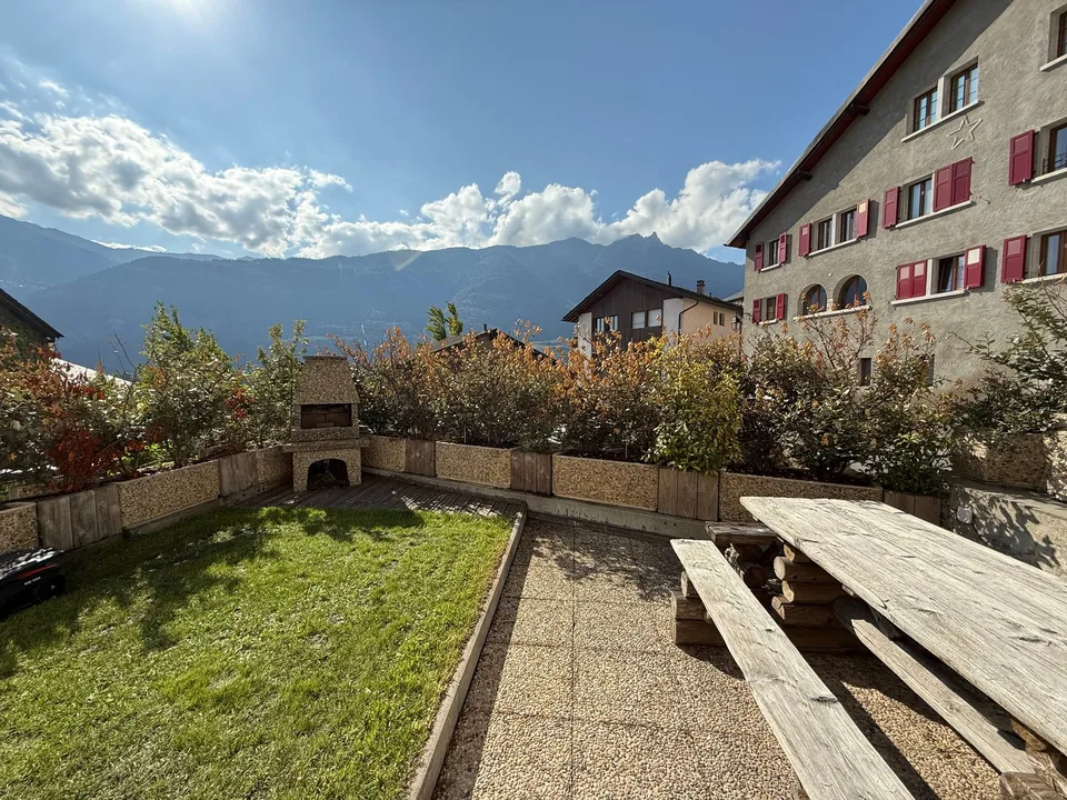 Magnifique maison de village, terrasse, jardin et garage au coeur du Vieux Bourg de Saillon