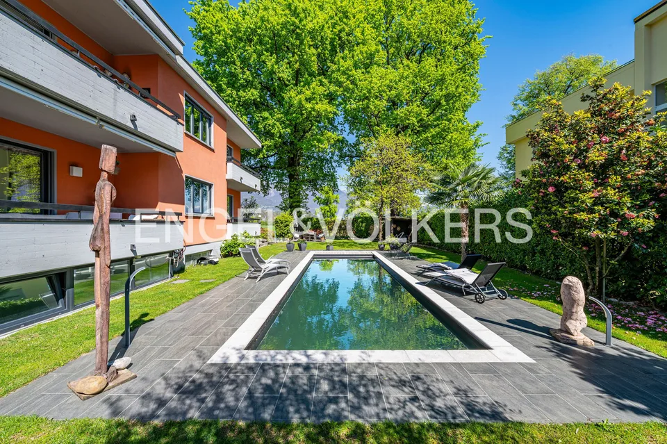 Casa multifamiliare con piscina esterna (62) – foto 11 di 11