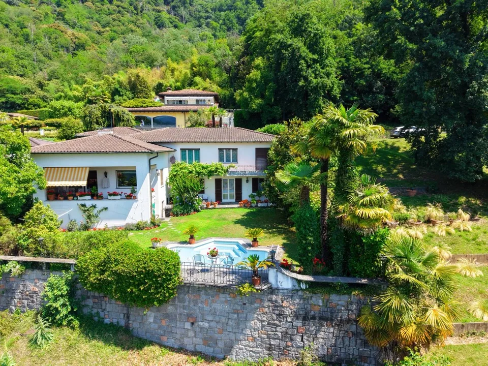 Proprietà con la vista da cartolina!!!