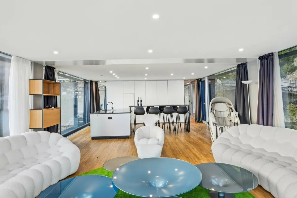 Chef-d'OEuvre au coeur de la Riviera ! Vue à 360, à 10 minutes de Vev – photo 6 sur 25