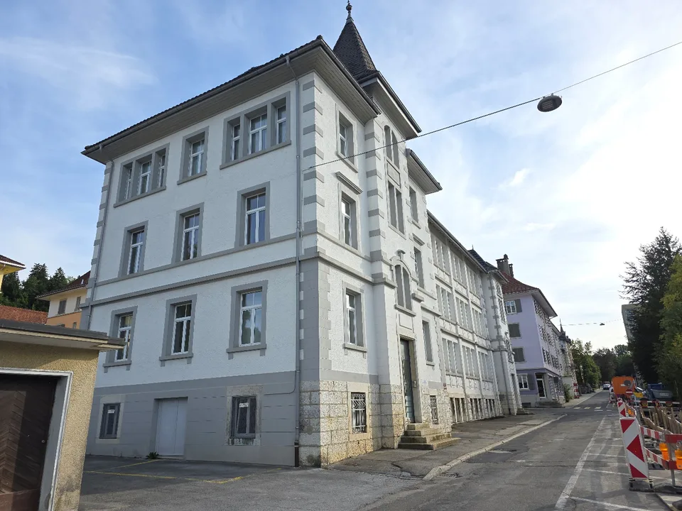 Bâtiment industriel historique à vendre – Rue Beau-Site 17, Le Locle