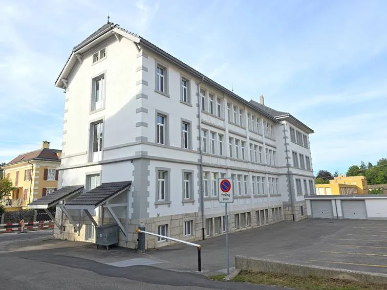 Bâtiment industriel historique à vendre – Rue Beau-Site 17, Le Locle