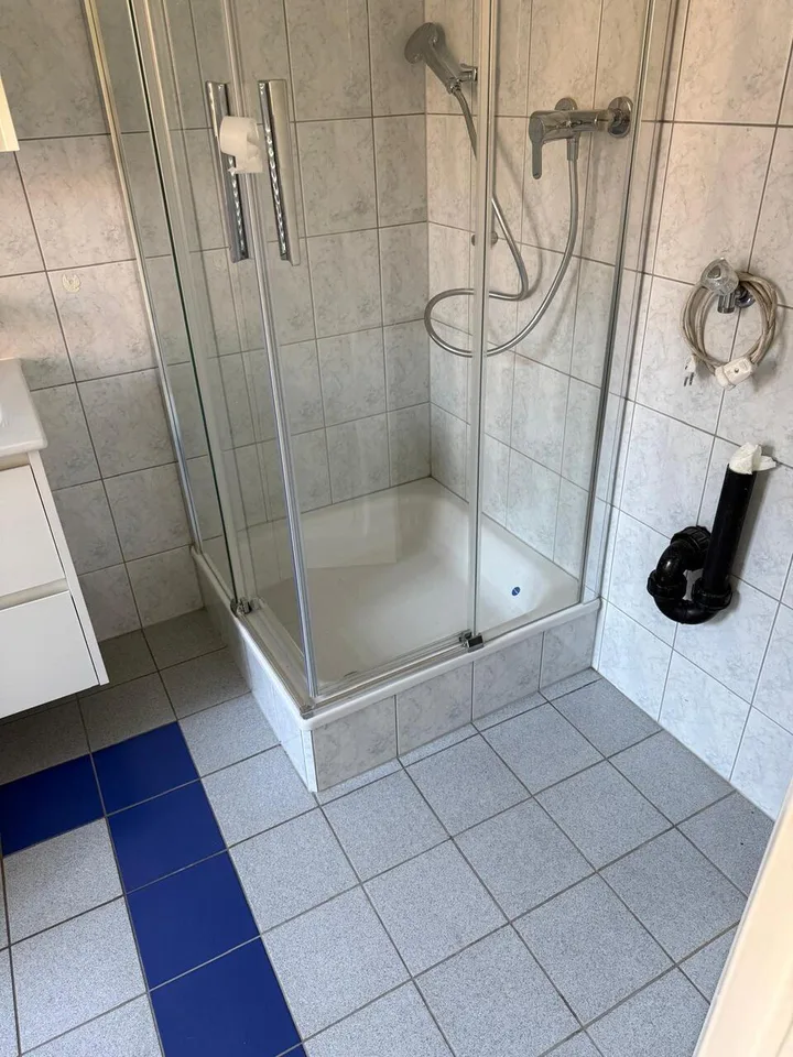 Casa tipica a reddito nel cuore di Muralto - 2 negozi e 3 appartamenti – Foto 10 von 11
