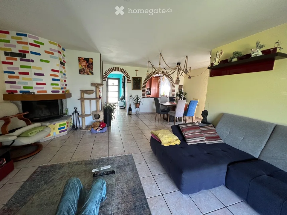 Maison unifamiliale avec jardin et 2 places de parking