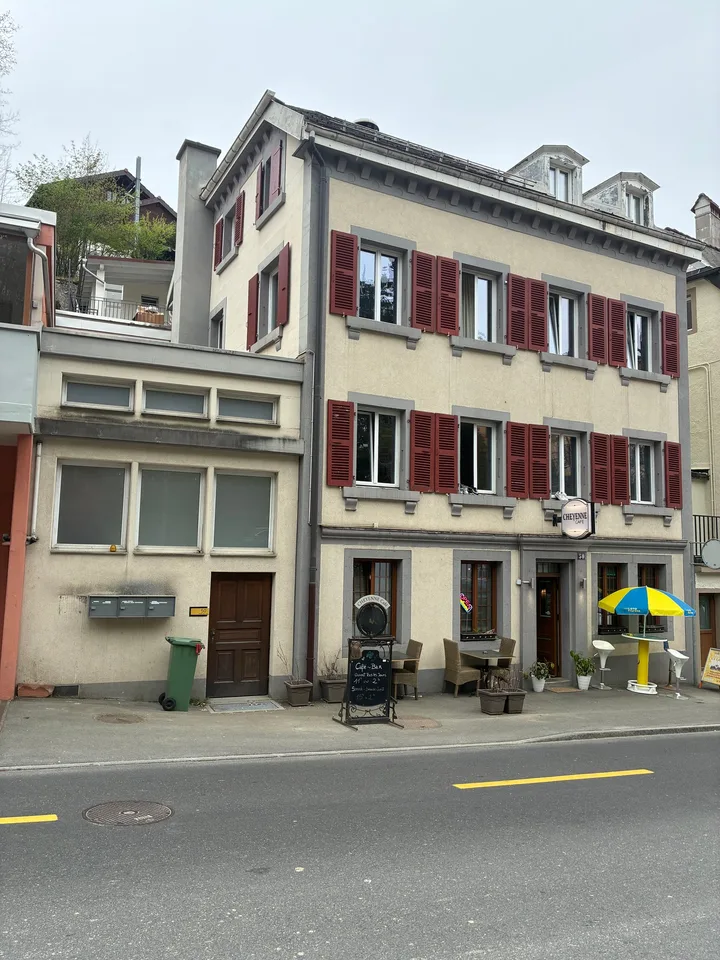 Immeuble – Hôtel-de-Ville 50 - 8.2% - Rénové