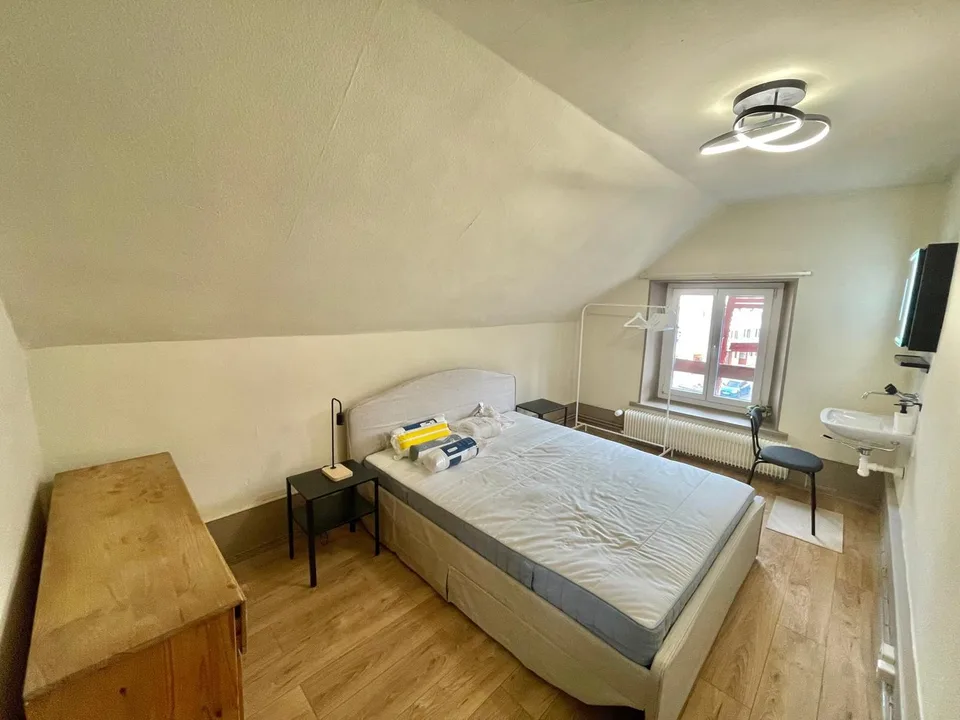 Gebäude – Hôtel-de-Ville 50 - 8,2% - Renoviert – Foto 9 von 10