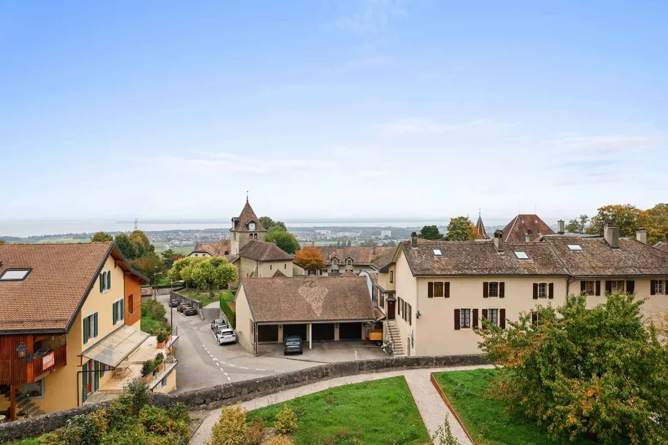Penthouse d'eccezione con vista impareggiabile sul Lago di Ginevra