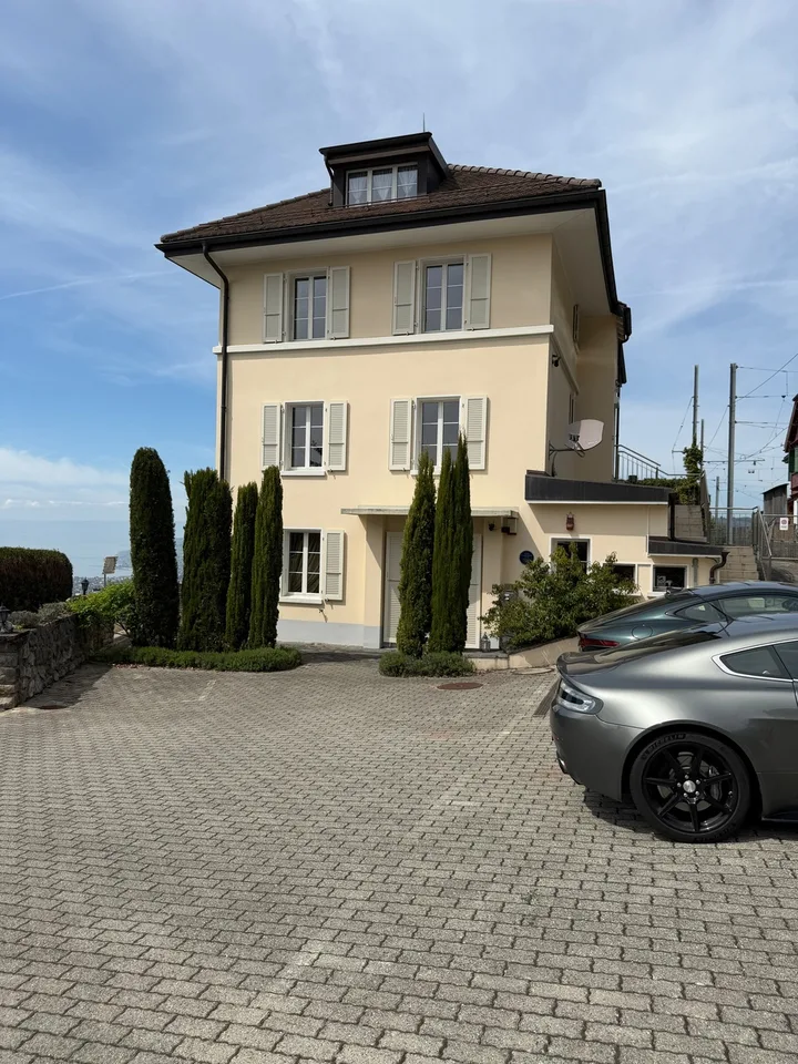 Exklusiv! Villa mit Panoramablick auf Montreux