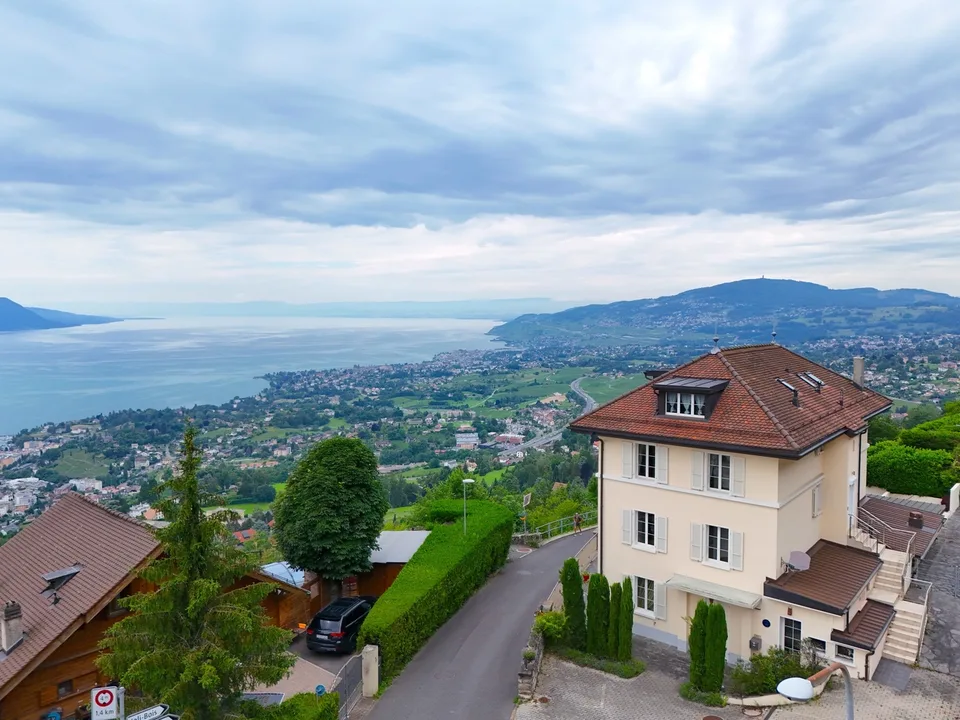 EN EXCLISIVITÉ ! Villa de maître avec vue panoramique sur Montreux