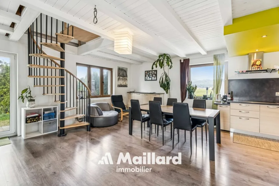 Casa di 5,5 locali con giardino in un ambiente pacifico