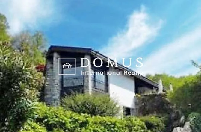 Casa unifamiliare di 4.5 locali con vista panoramica ad Arogno