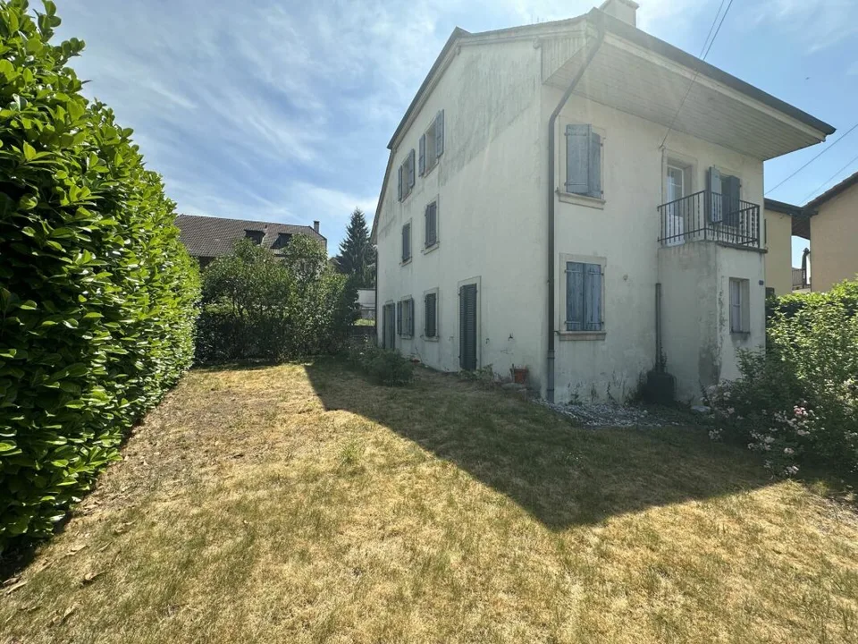 Casa da ristrutturare/trasformare