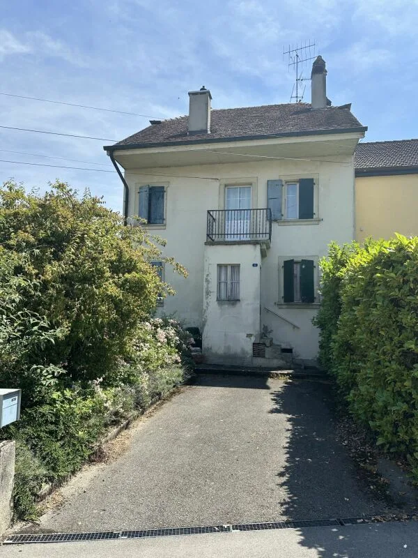 Casa da ristrutturare/trasformare