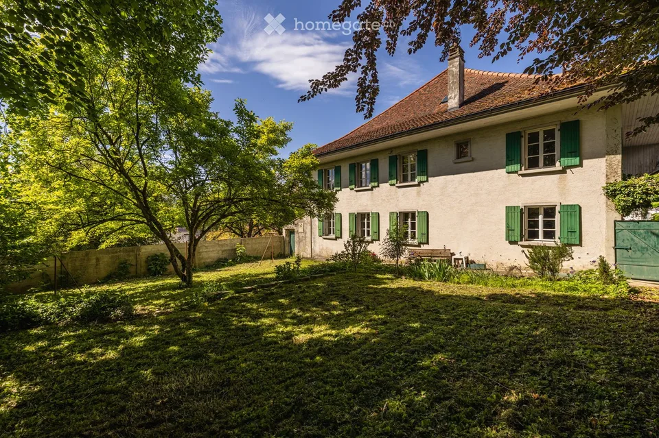 Authentische Waadtländer Bauernhof von 1828, in Épautheyres, im Gros-de-Vaud