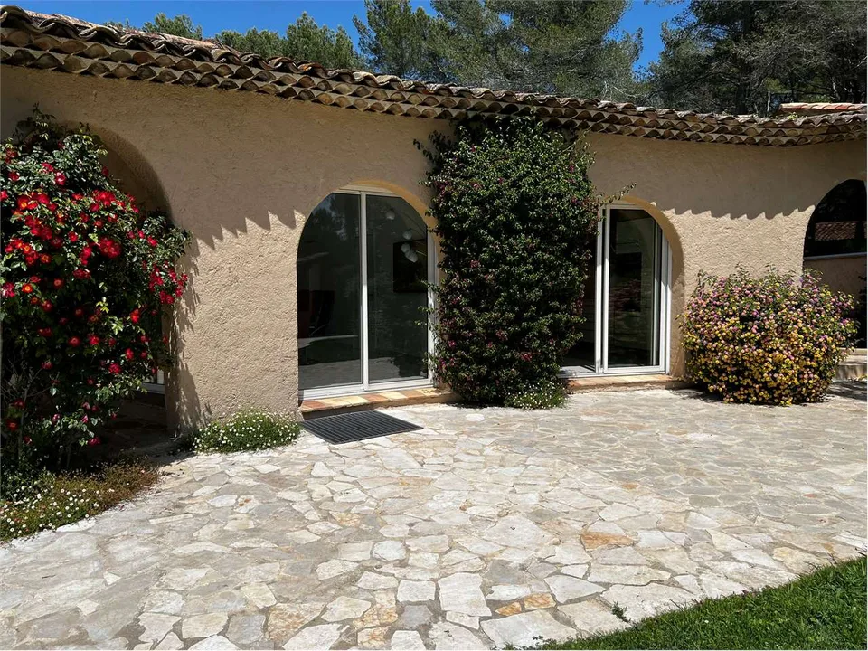 Bellissima villa vicino a Mougins