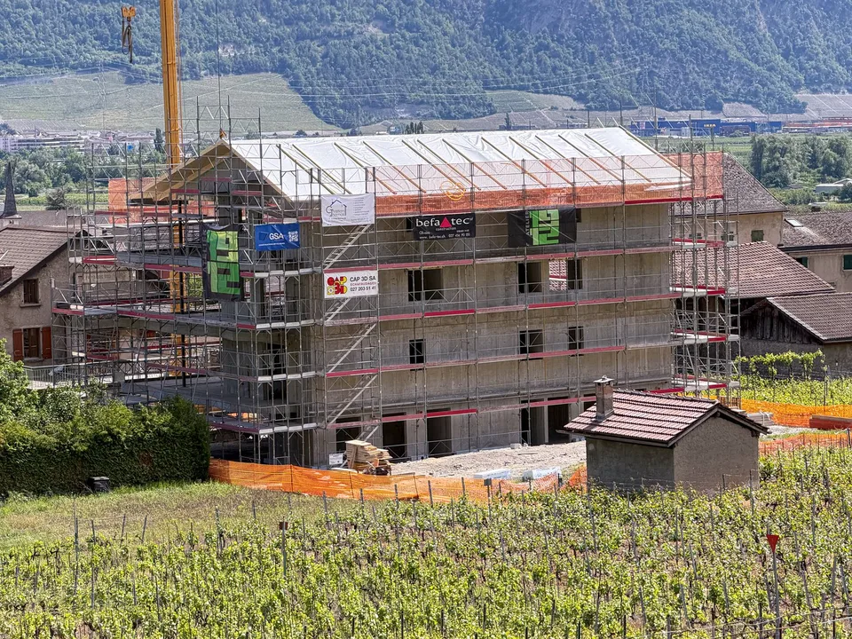 Schönes 3.5-Zimmer-Neuapartment in idealer Lage in Leytron/VS