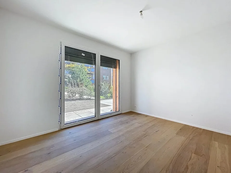 Außergewöhnliche Gartenwohnung in einer neuen Residenz