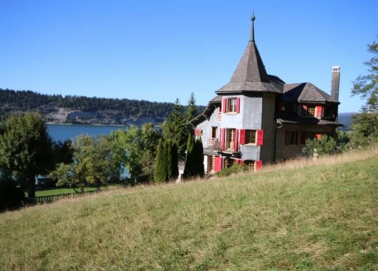 Superbe manoir avec vue sur le lac de Joux