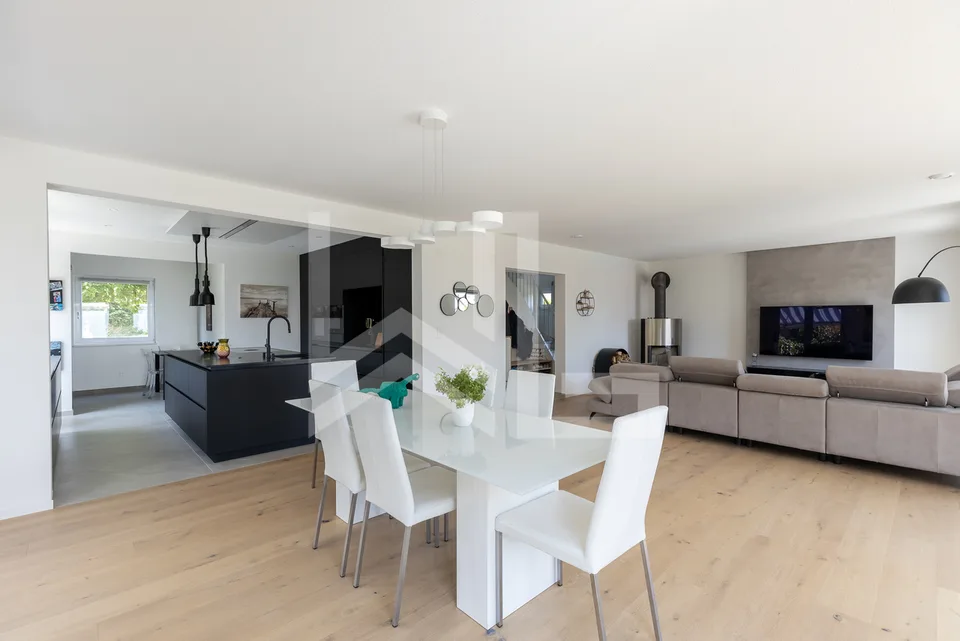 Propriété contemporaine avec vue