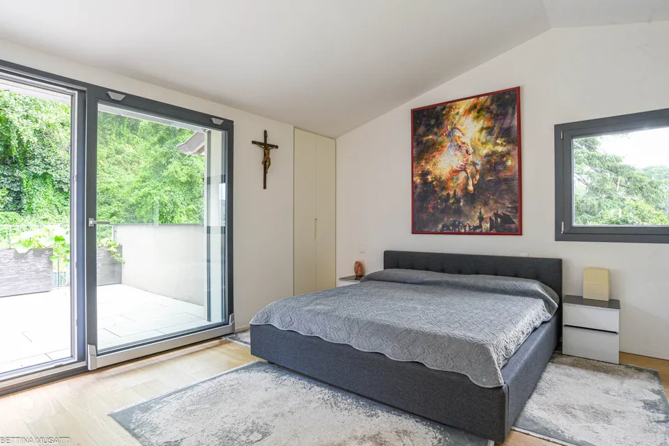 VACALLO – PENTHOUSE EXCLUSIF AVEC TERRASSES PANORAMIQUE ET JACUZZI DANS UN EMPLACEMENT PRESTIGIEUX – photo 10 sur 14