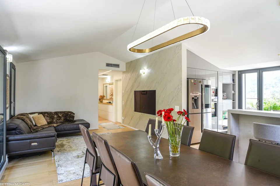 VACALLO – PENTHOUSE EXCLUSIF AVEC TERRASSES PANORAMIQUE ET JACUZZI DANS UN EMPLACEMENT PRESTIGIEUX – photo 6 sur 14