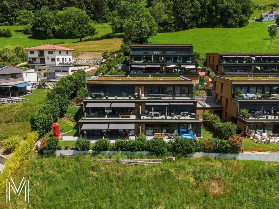Außergewöhnliche 4.5-Zimmer-Dachterrassenwohnung mit eigenem Garten – Foto 9 von 13