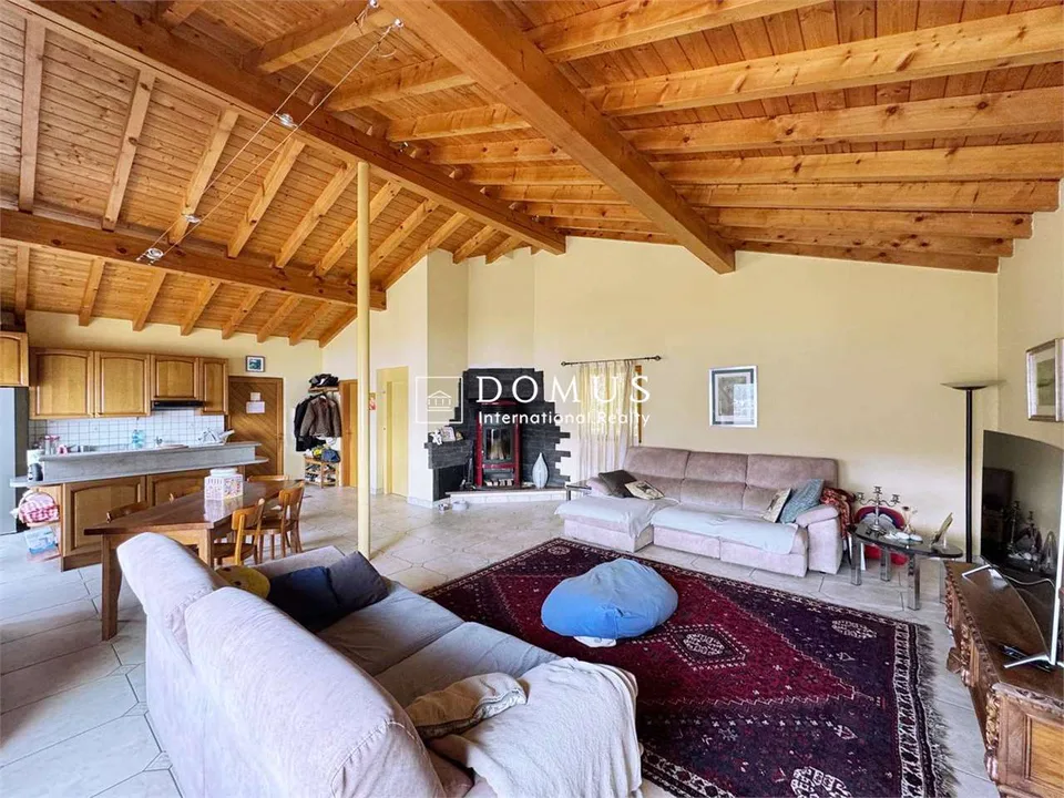 Villa con splendida vista lago