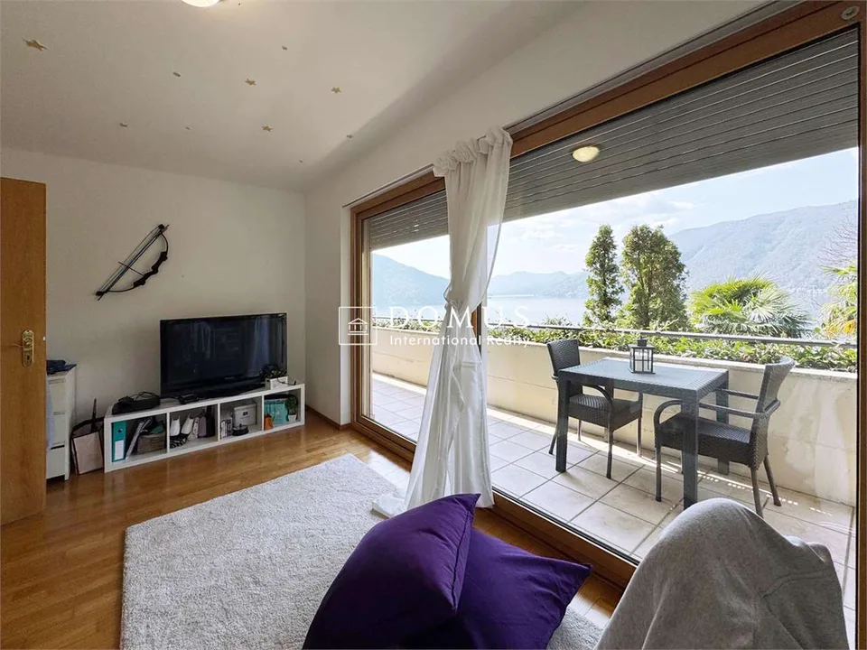 Villa con splendida vista lago