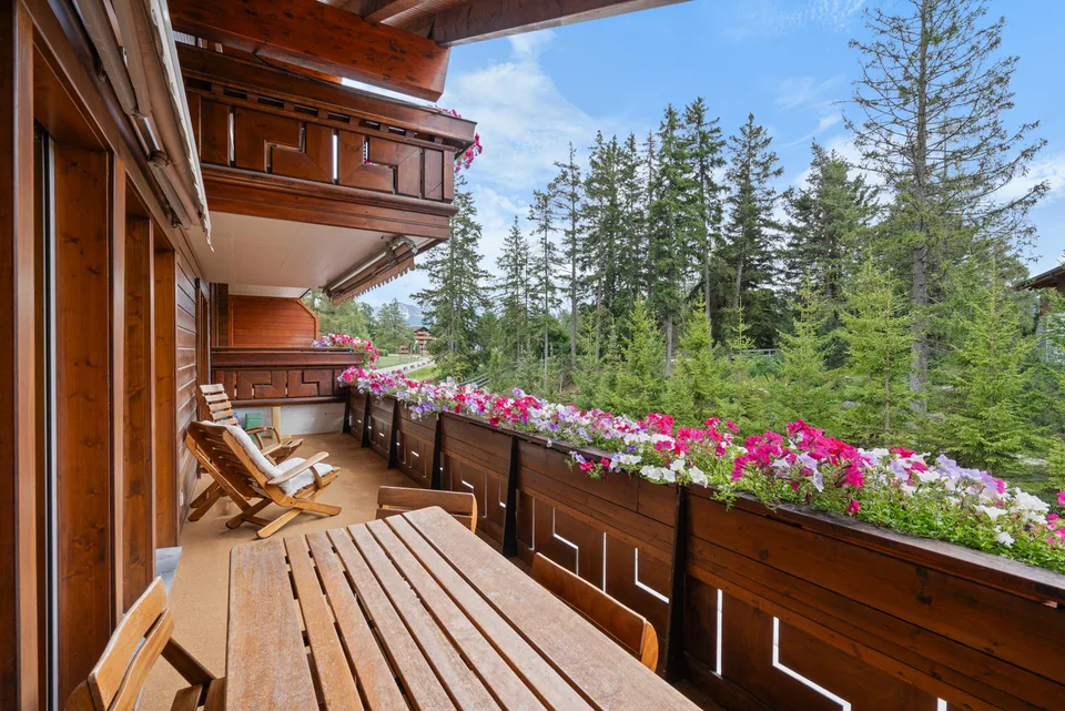 Spacieux appartement 4 chambres centre Crans et golf – photo 10 of 10