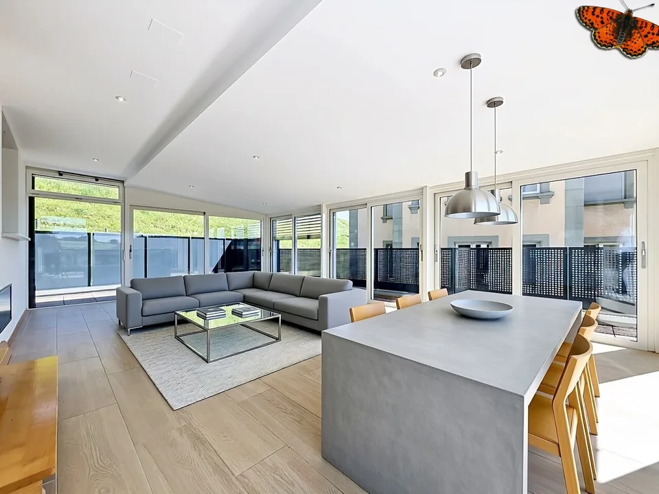 Appartement de 4.5 pièces avec véranda et terrasse au centre de Romont