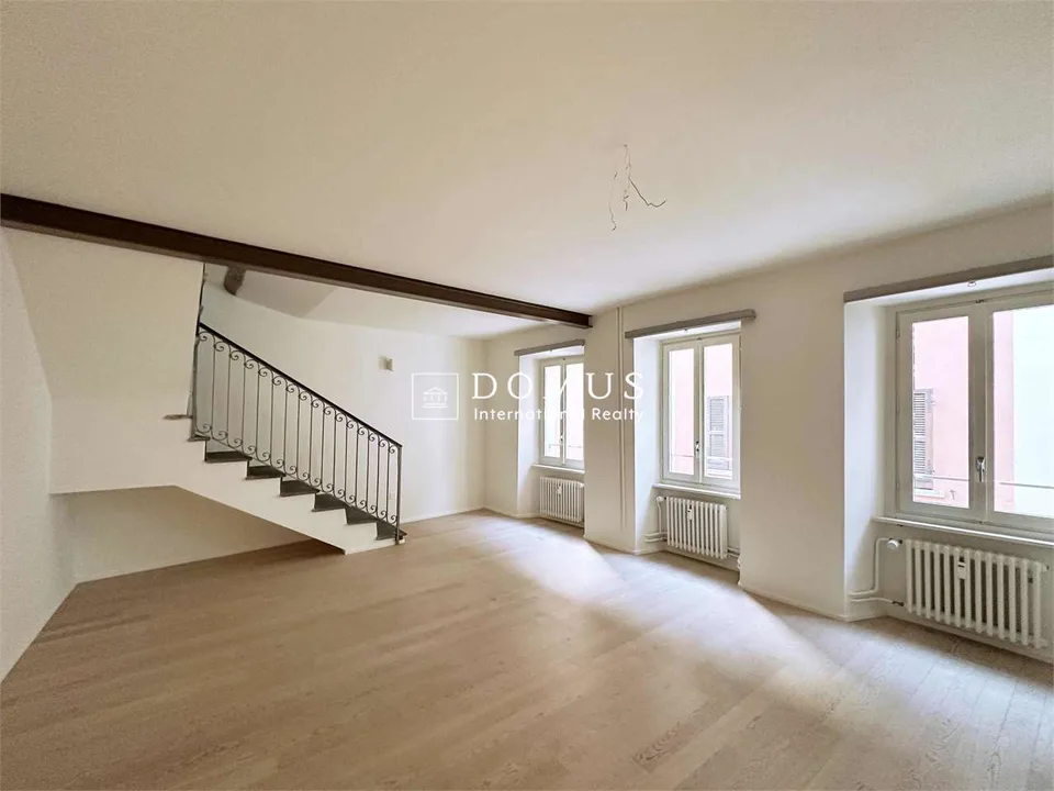 Duplex zur Verkauf im historischen Zentrum von Bissone