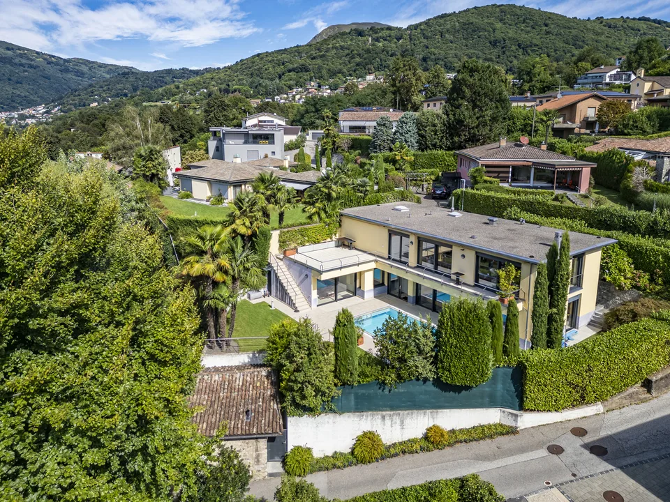 Villa Erika | Spaziosa villa con piscina e rustico indipendente – Foto 24 von 27