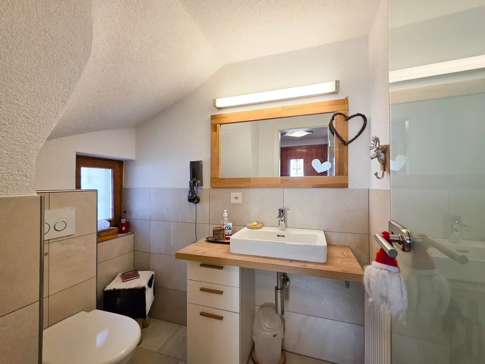 Chalet affascinante di 4 locali in una posizione tranquilla a Kandersteg – foto 13 di 30