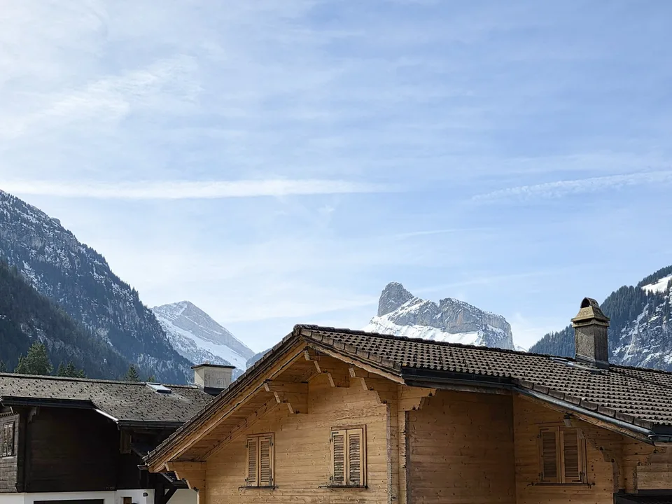 Chalet affascinante di 4 locali in una posizione tranquilla a Kandersteg – foto 25 di 30