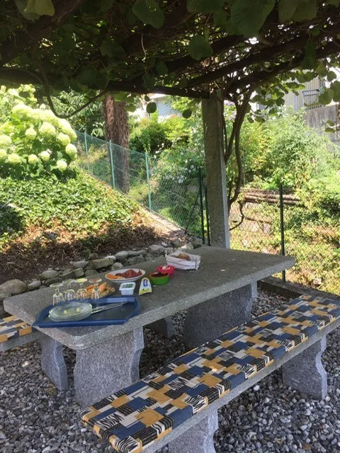 VENDESI A CUGNASCO - Bella casa unifamiliare di 5.5 loc. in buonissimo stato - Schönes 5.5 Zi.-Haus – photo 14 sur 25