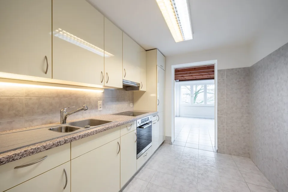 Grosses Doppeleinfamilienhaus mit Ausbaupotential