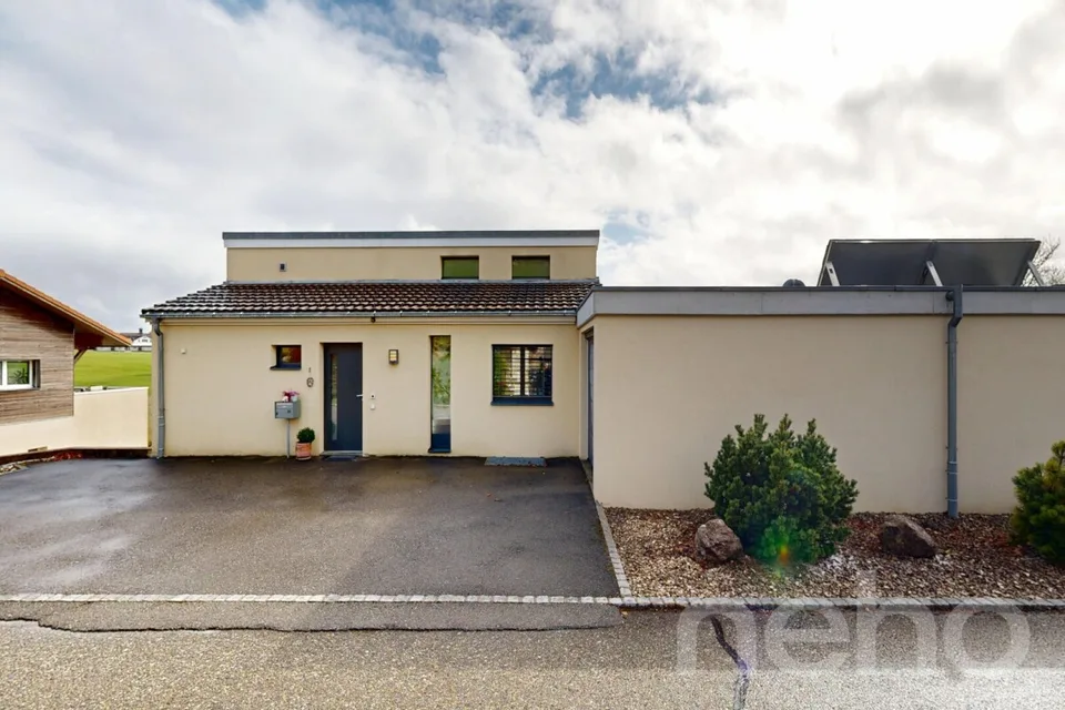 Einfamilienhaus mit außergewöhnlichem Panorama – Foto 13 von 22