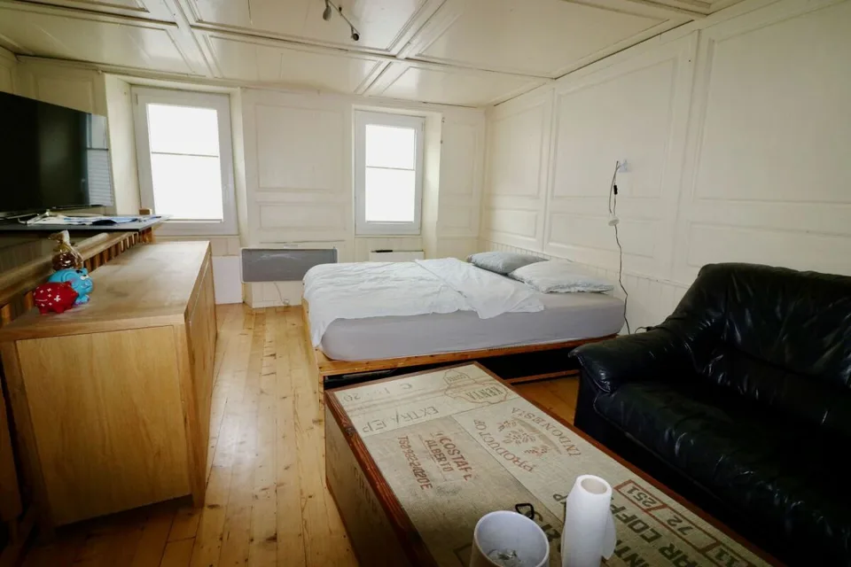 Nel cuore del Vecchio Borgo di Martigny, una bellissima casa familiare, piena di charme di 5.5 locali, ideale come casa familiare o casa di ospiti. – foto 10 di 13