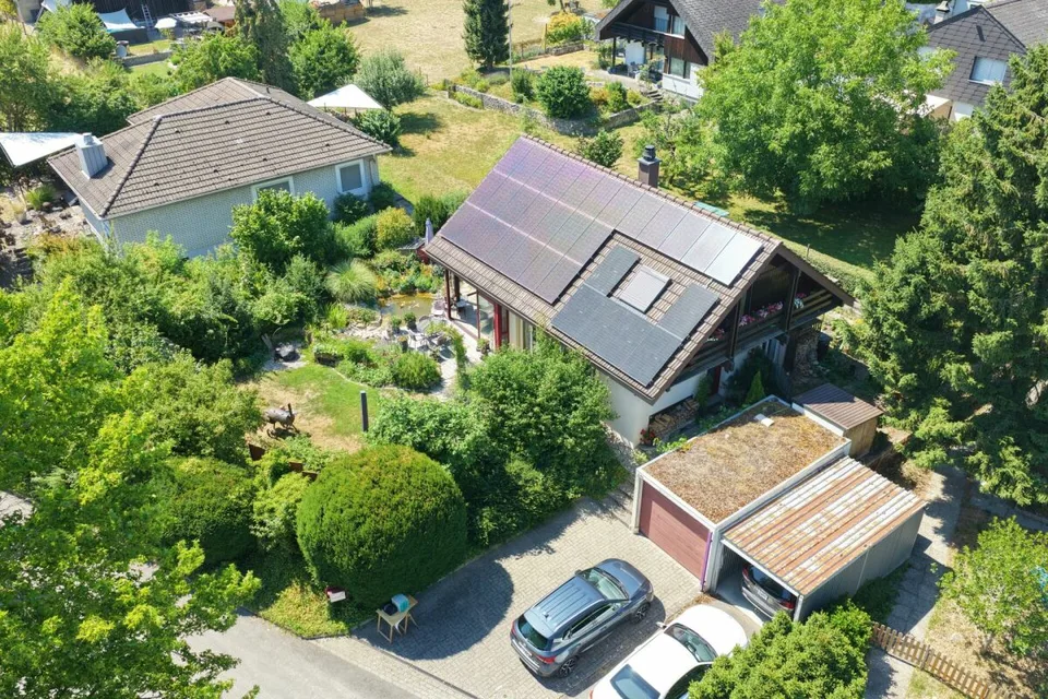 EIN ZUHAUSE ZUM WOHLFÜHLEN - NATURNAH, GEPFLEGT UND VOLLER CHARME
