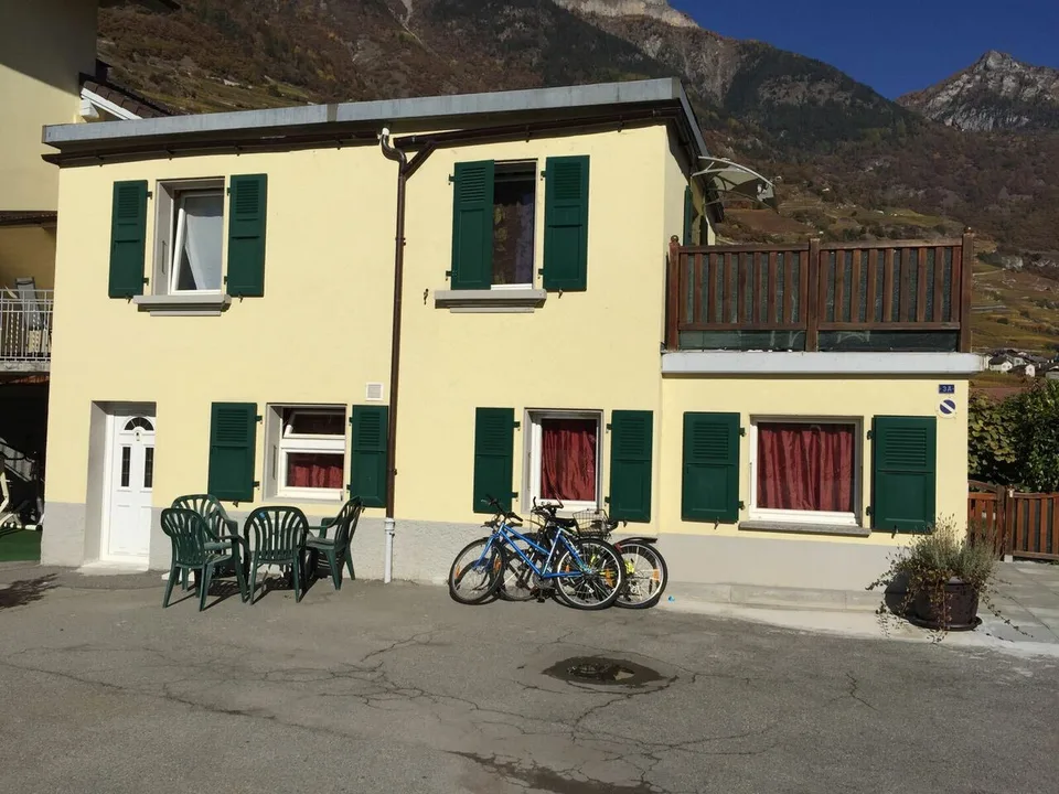 Belle opportunité pour investisseur centre de Fully