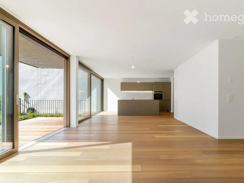 Appartement loft exclusif avec jardin privé à Bâle – moderne, calme et disponible immédiatement