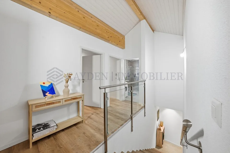EXCLUSIVITÉ ! Superbe 4.5 pièces en duplex