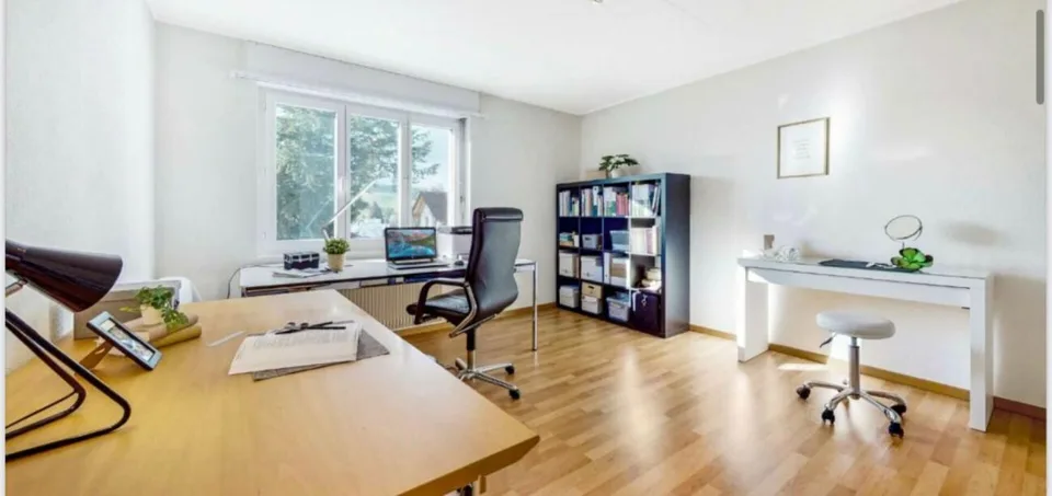 Spannendes Projekt aus Mehrfamilienhaus und grossem Gartenanteil als Baulandreserve