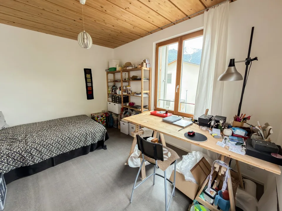 Appartement charmant de 4,5 pièces avec panorama montagnard à Ardez – photo 10 sur 18
